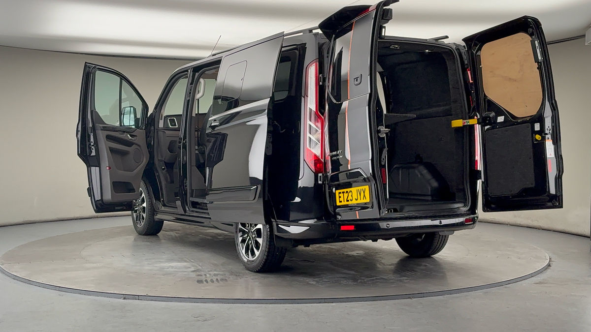 Ford Transit Custom Image 23