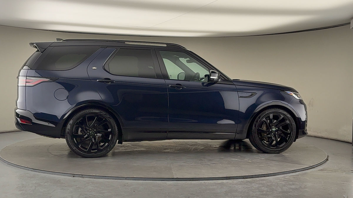 More views of Land Rover Discovery