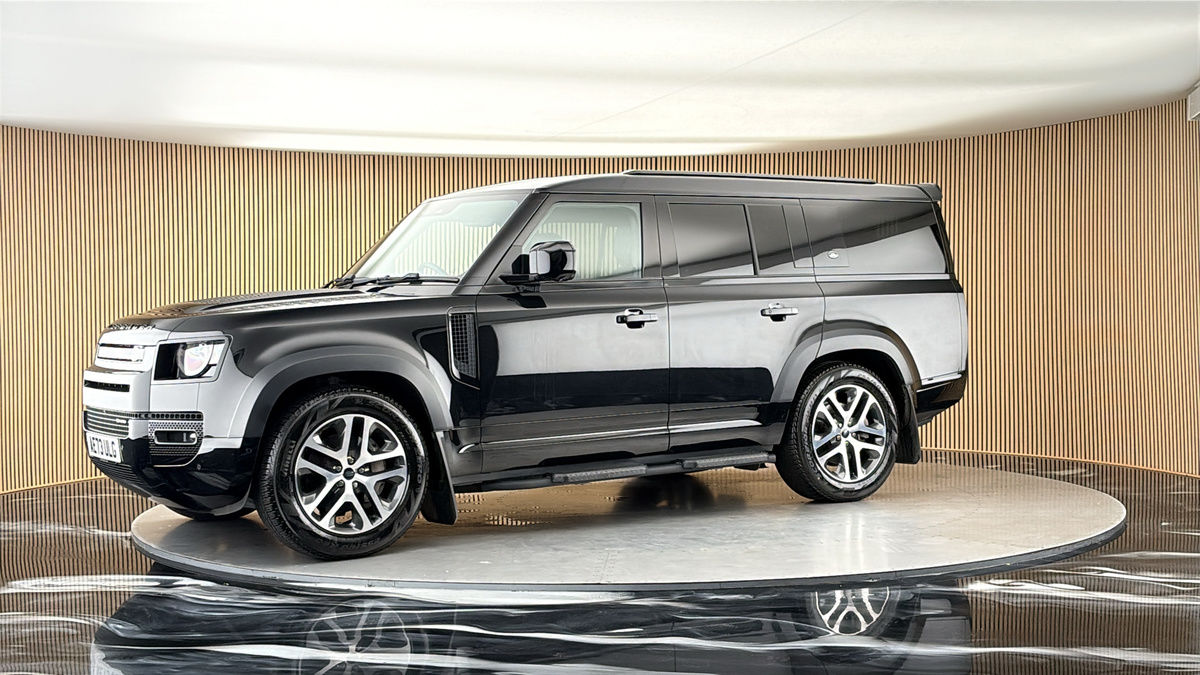 More views of Land Rover Defender 130