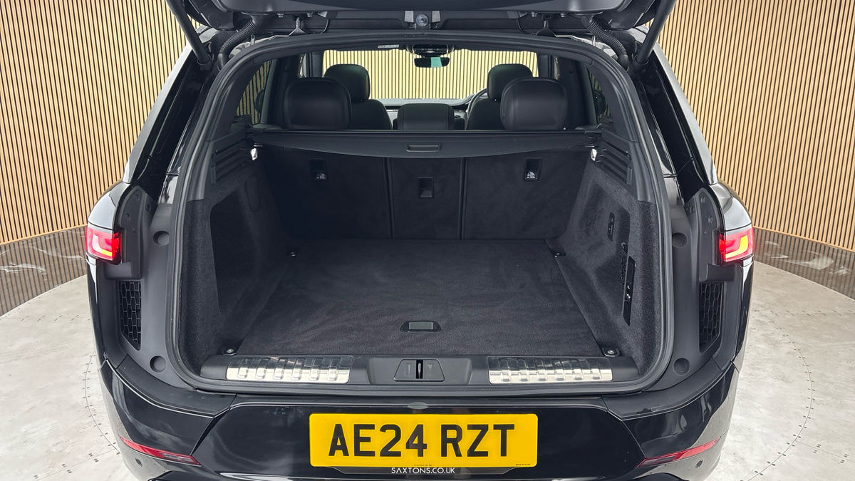 Land Rover Range Rover Sport Image 11
