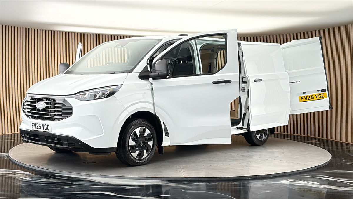Ford Transit Custom Image 22