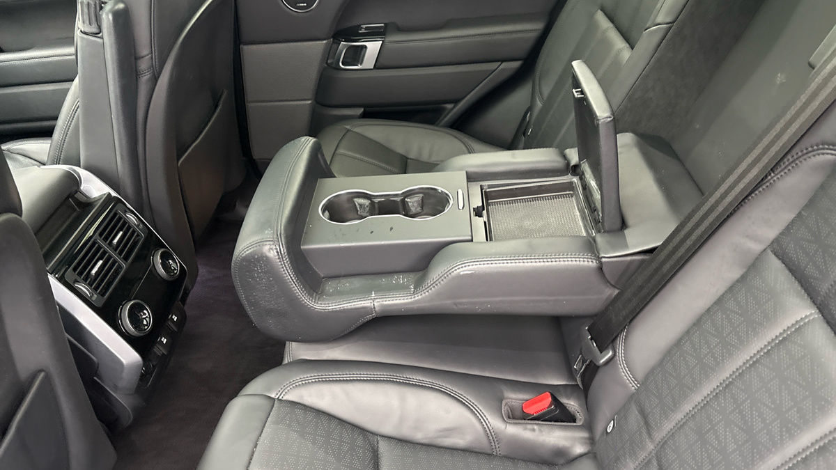 Land Rover Range Rover Sport Image 9