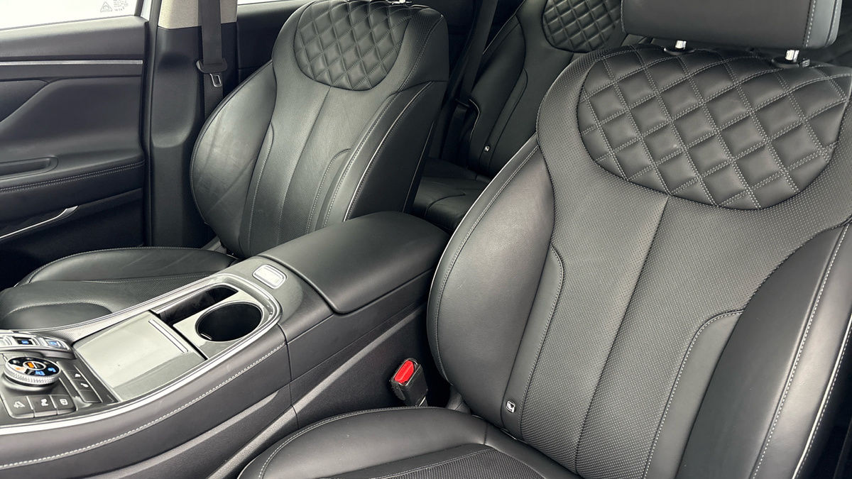 Hyundai Santa Fe Image 7
