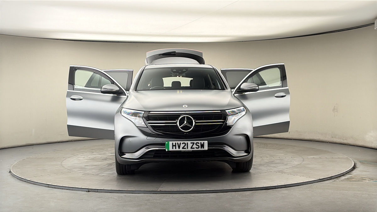 More views of Mercedes-Benz EQC