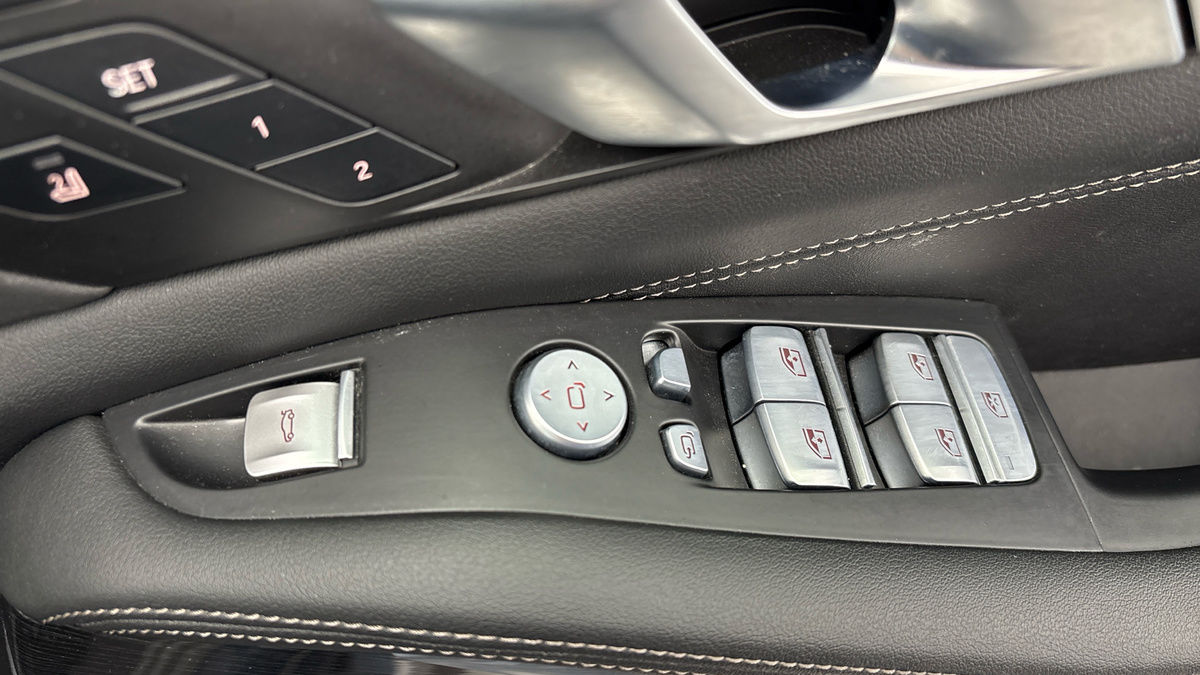 BMW X7 Image 30