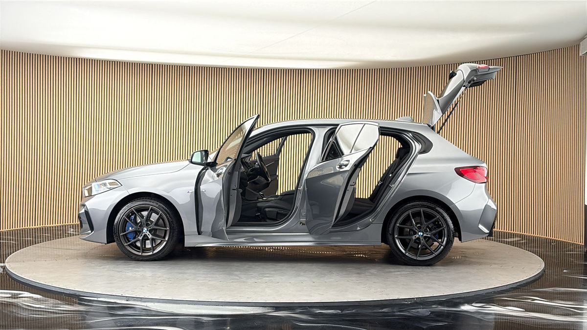 More views of BMW 1 Series