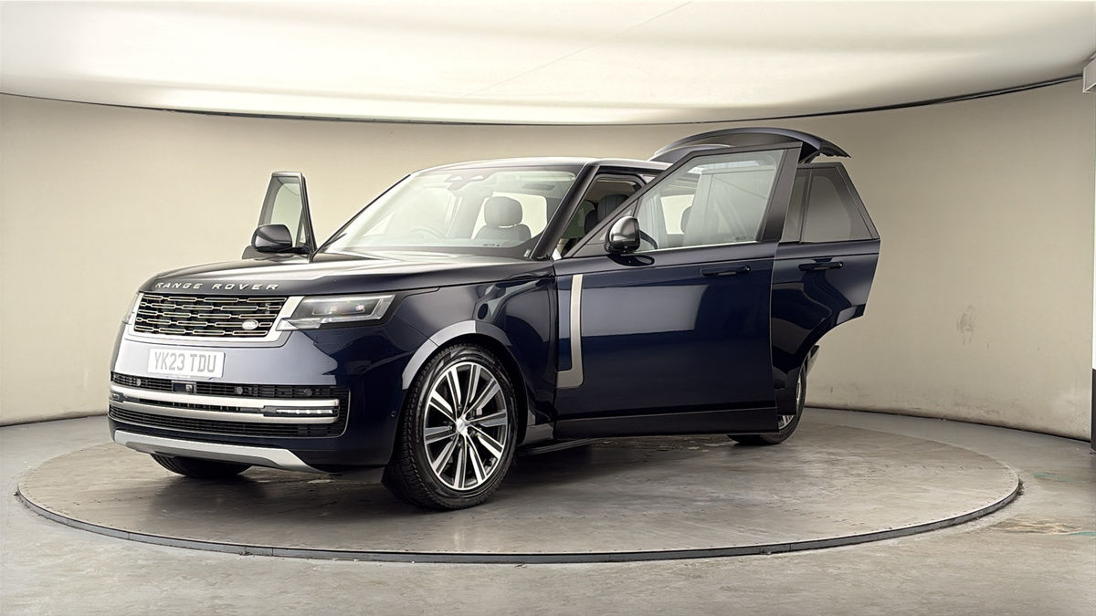 More views of Land Rover Range Rover