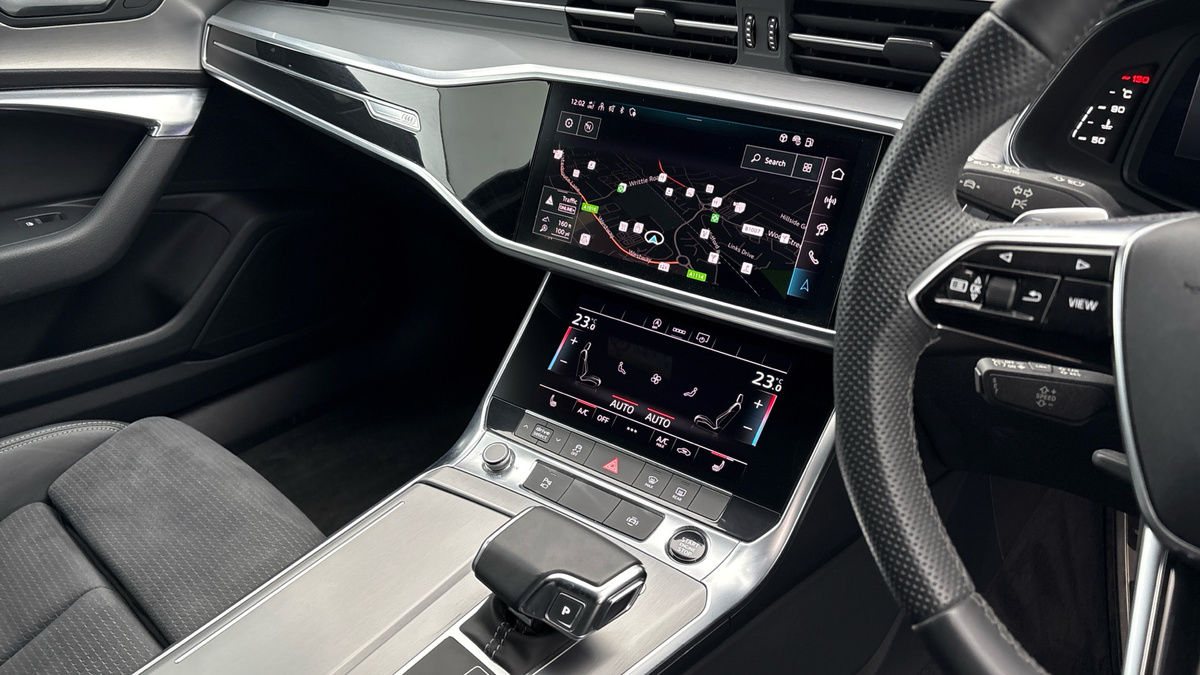 Audi A6 Saloon Image 18