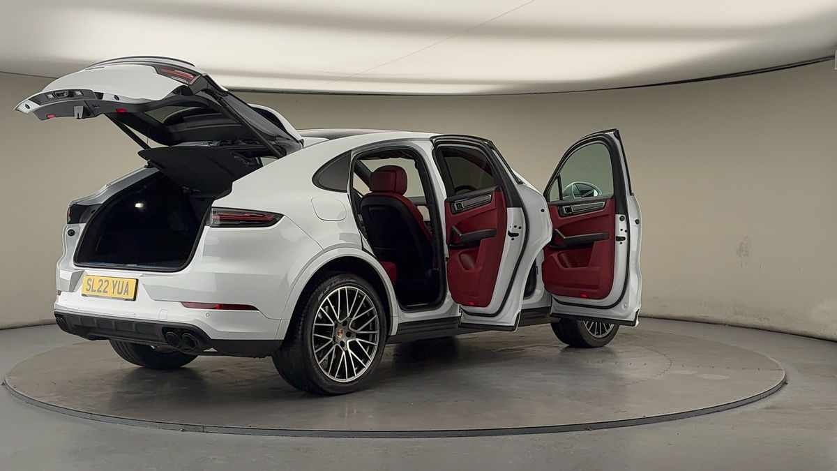 More views of Porsche Cayenne