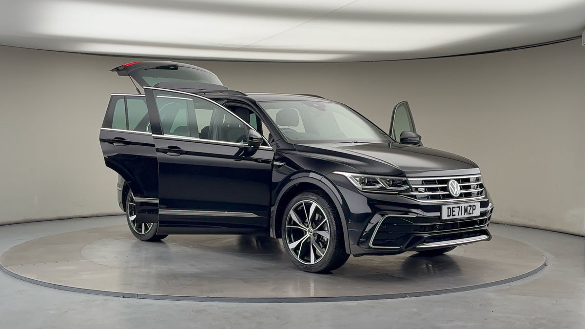More views of Volkswagen Tiguan