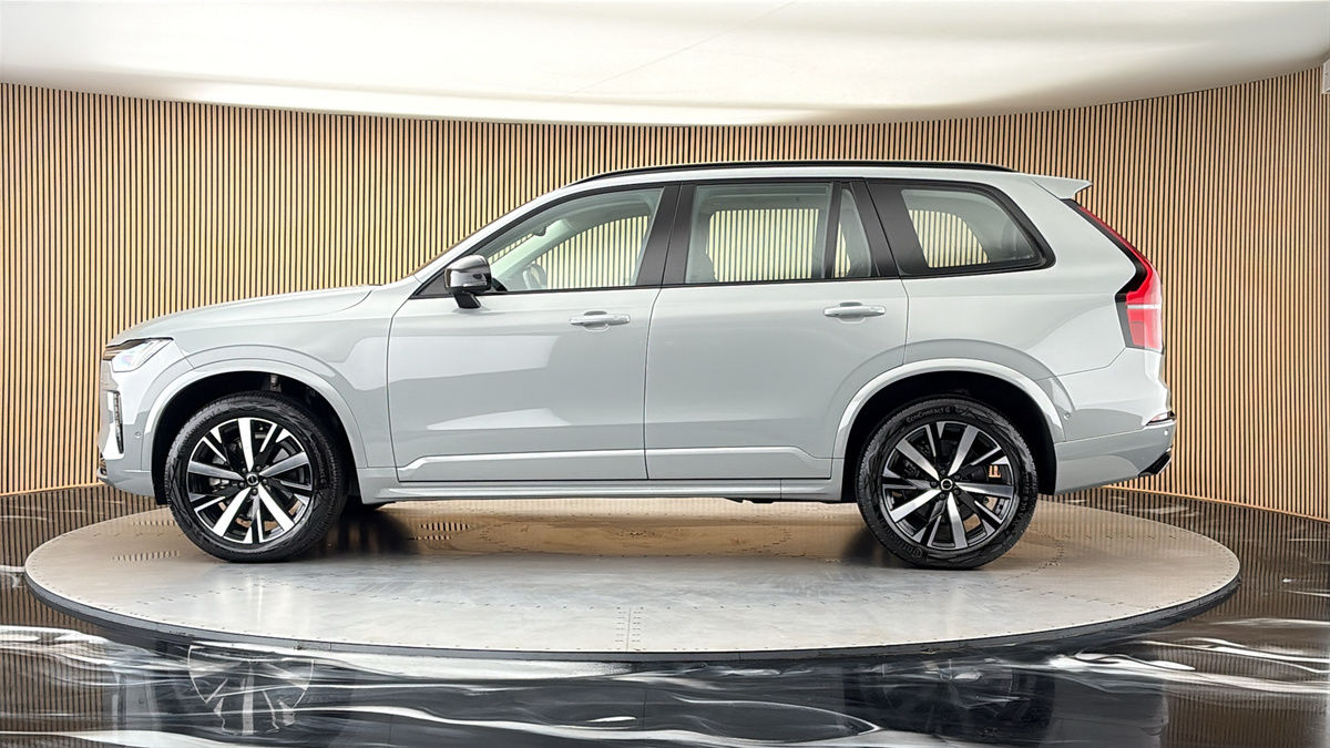 More views of Volvo XC90