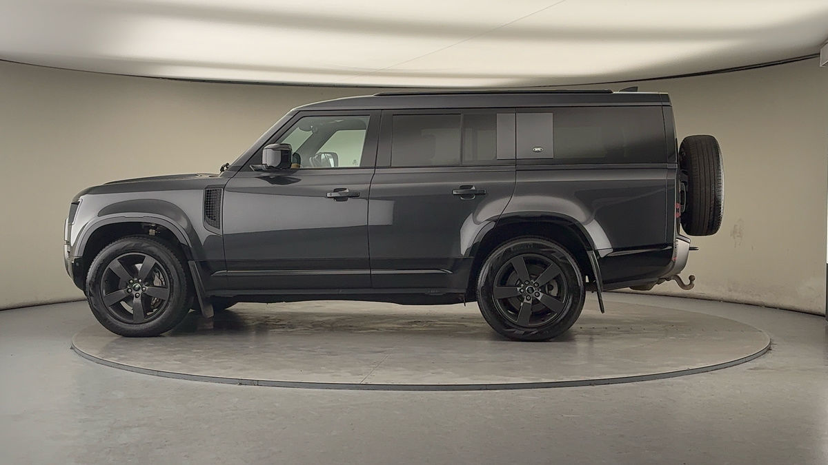 More views of Land Rover Defender 130