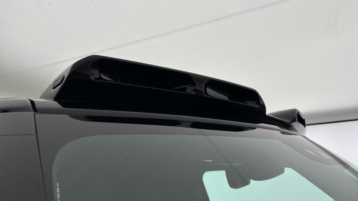 Land Rover Defender 90 Urban Image 8