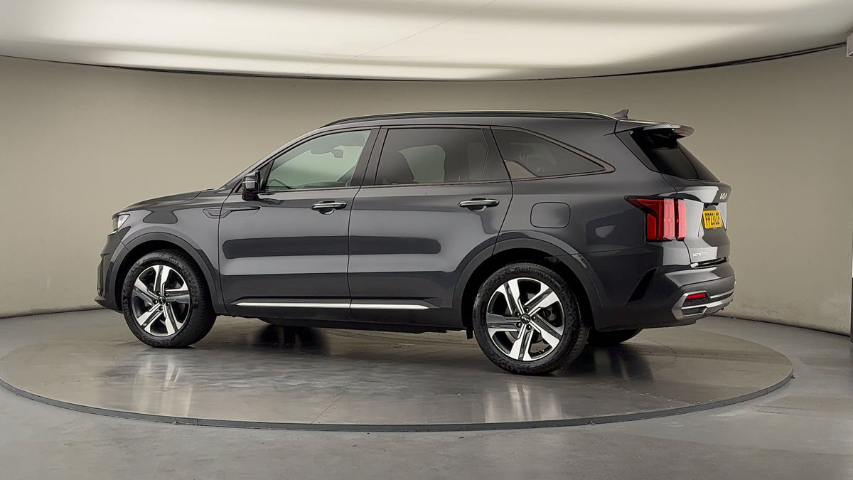 More views of Kia Sorento