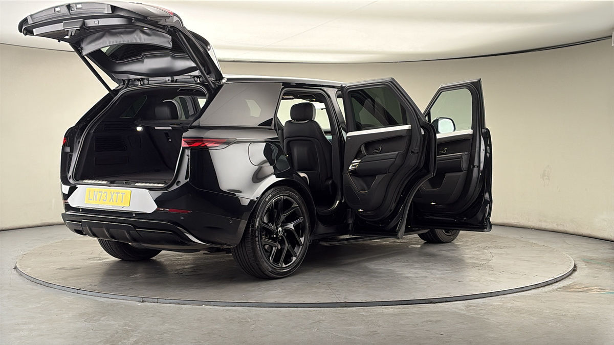 More views of Land Rover Range Rover Sport