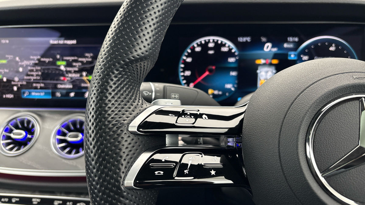 Mercedes-Benz E Class Image 13