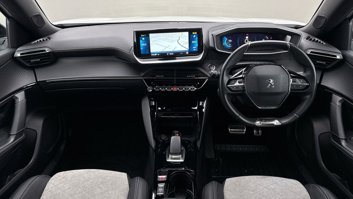 Peugeot E-2008 Image 12