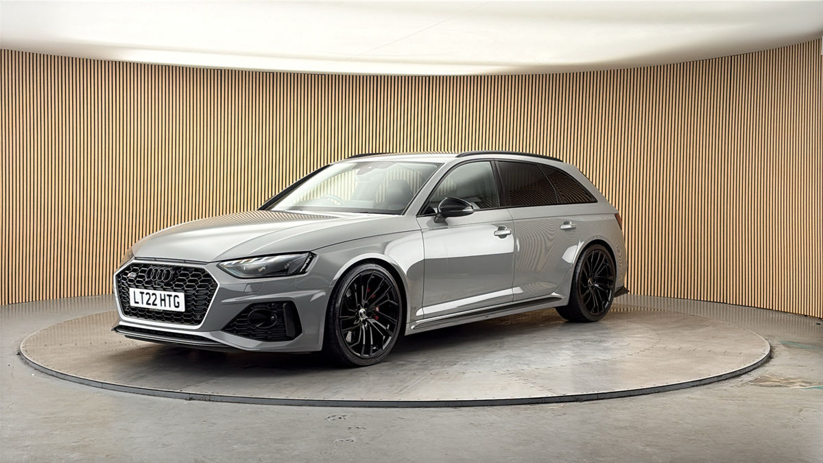 Audi RS4 Avant Image 20