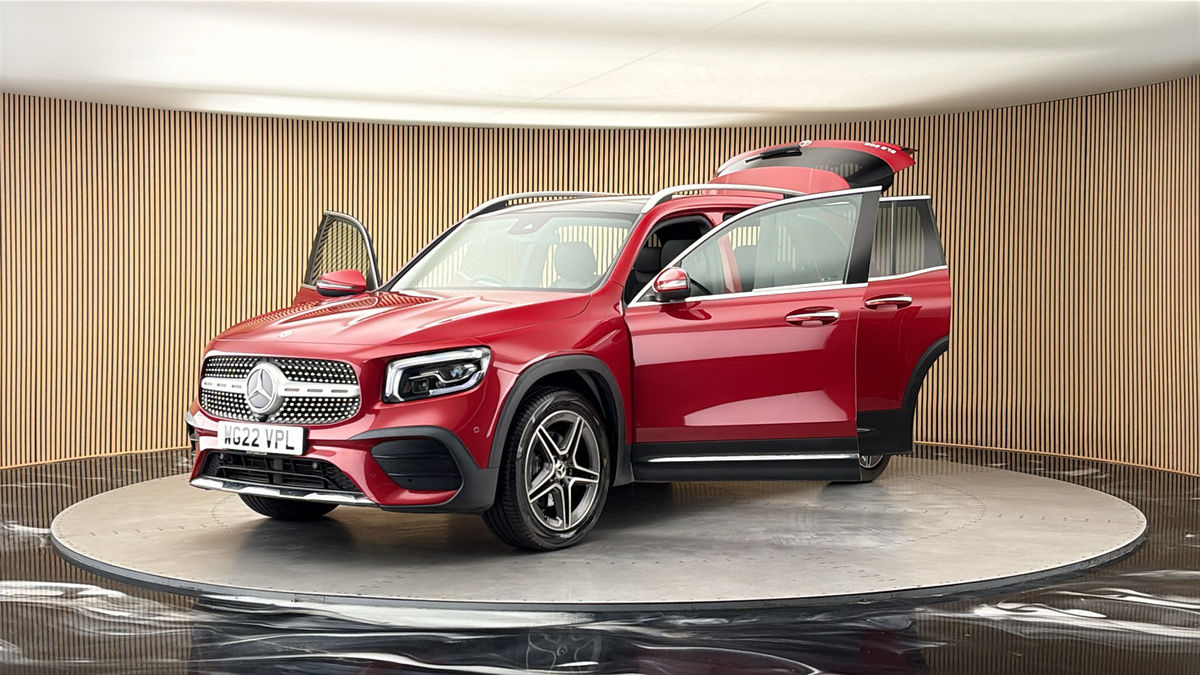 More views of Mercedes-Benz GLB