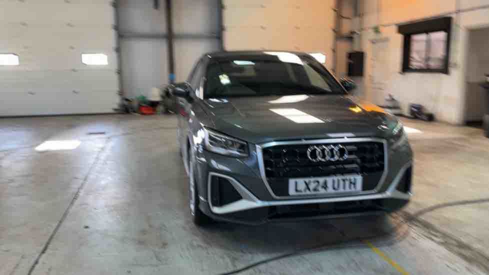 More views of Audi Q2