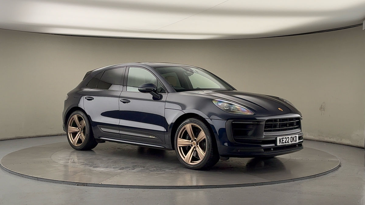 More views of Porsche Macan