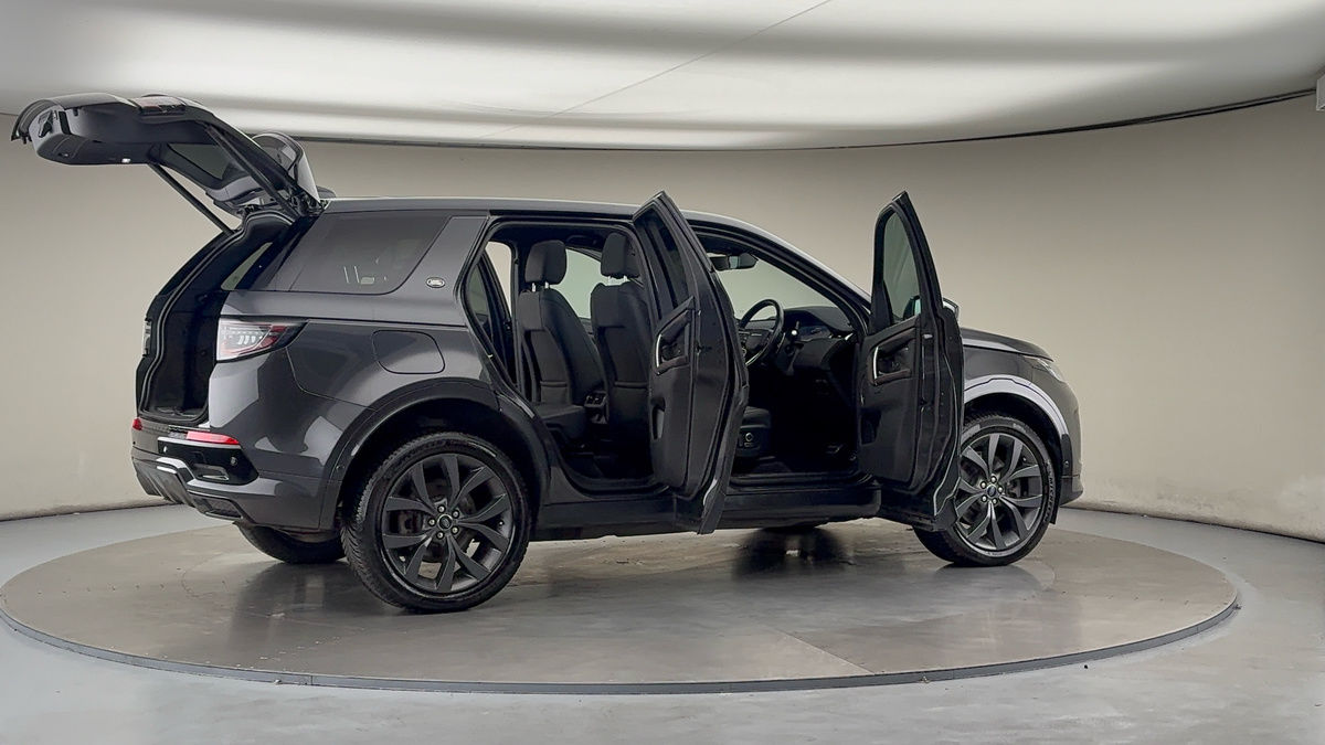 More views of Land Rover Discovery Sport
