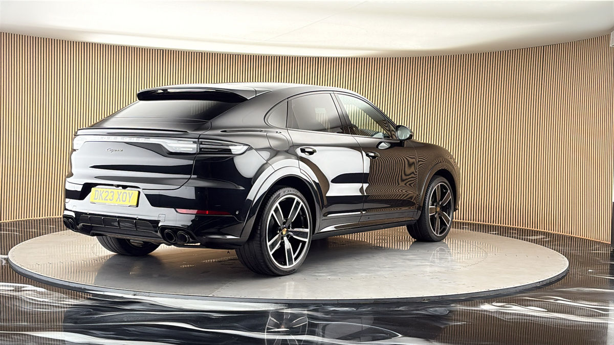 More views of Porsche Cayenne