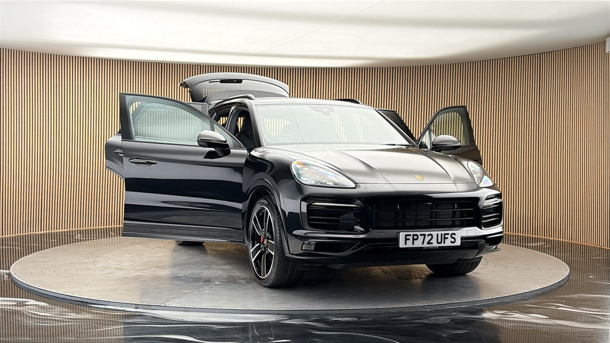 More views of Porsche Cayenne