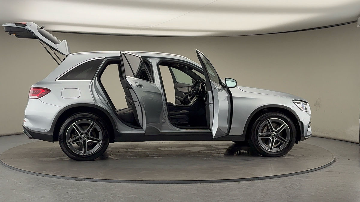 More views of Mercedes-Benz GLC