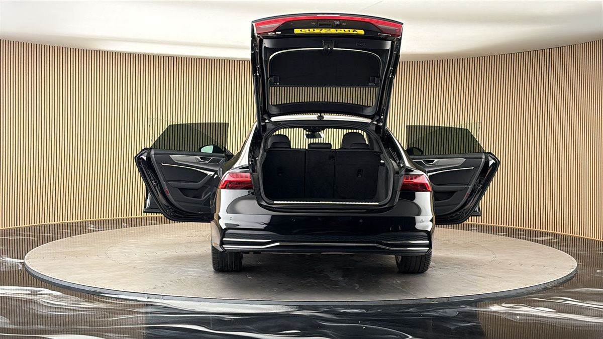 More views of Audi A7