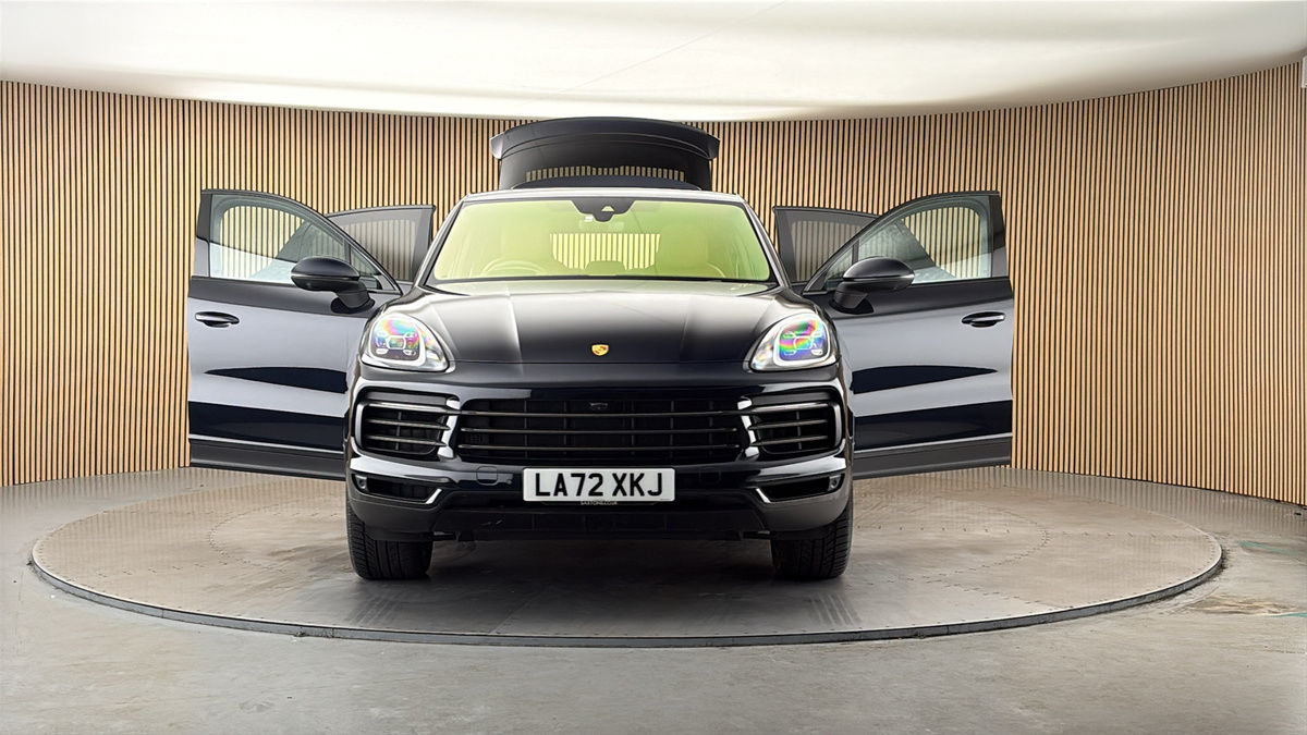 More views of Porsche Cayenne