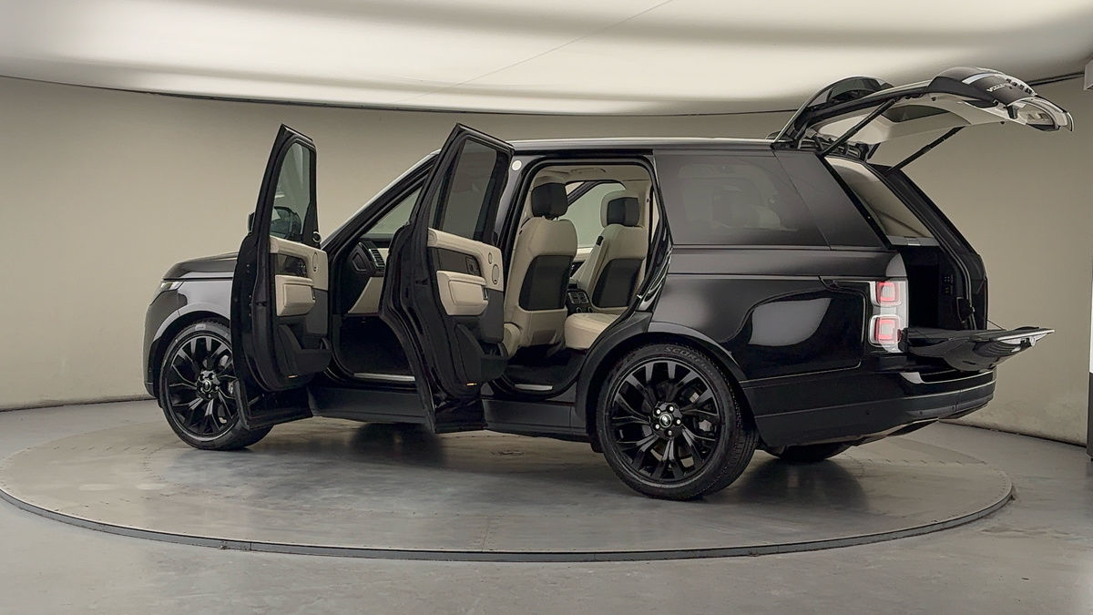 More views of Land Rover Range Rover