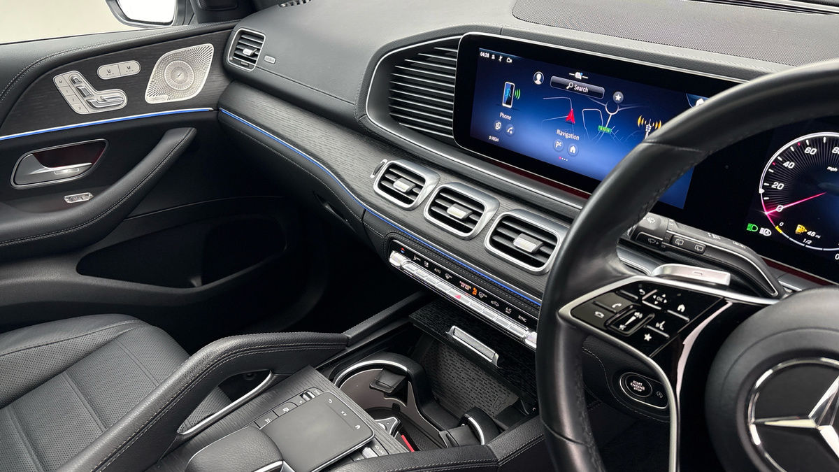 Mercedes-Benz GLE Image 18