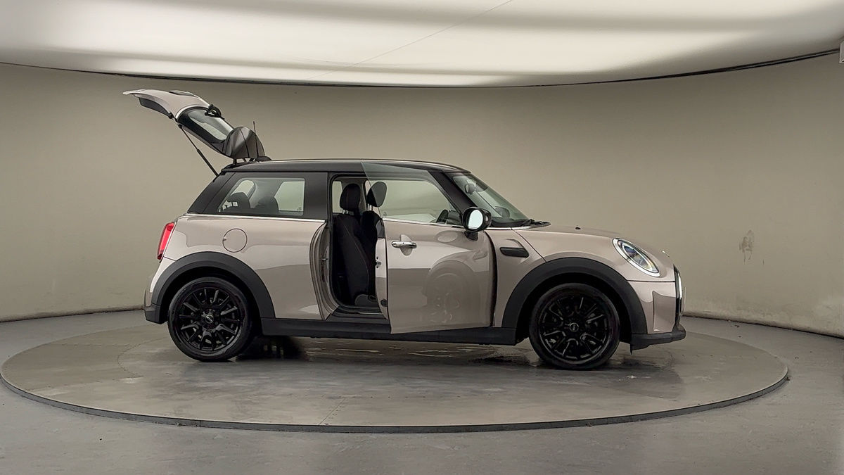 More views of MINI Hatch