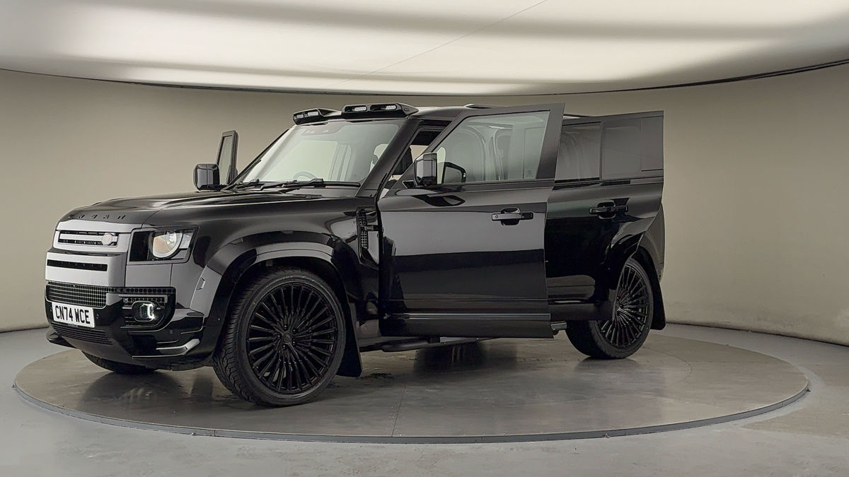 Land Rover Defender 110 Urban Image 28