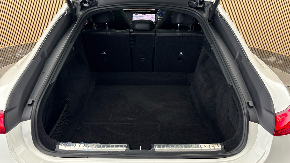 Mercedes-Benz EQS Image 11