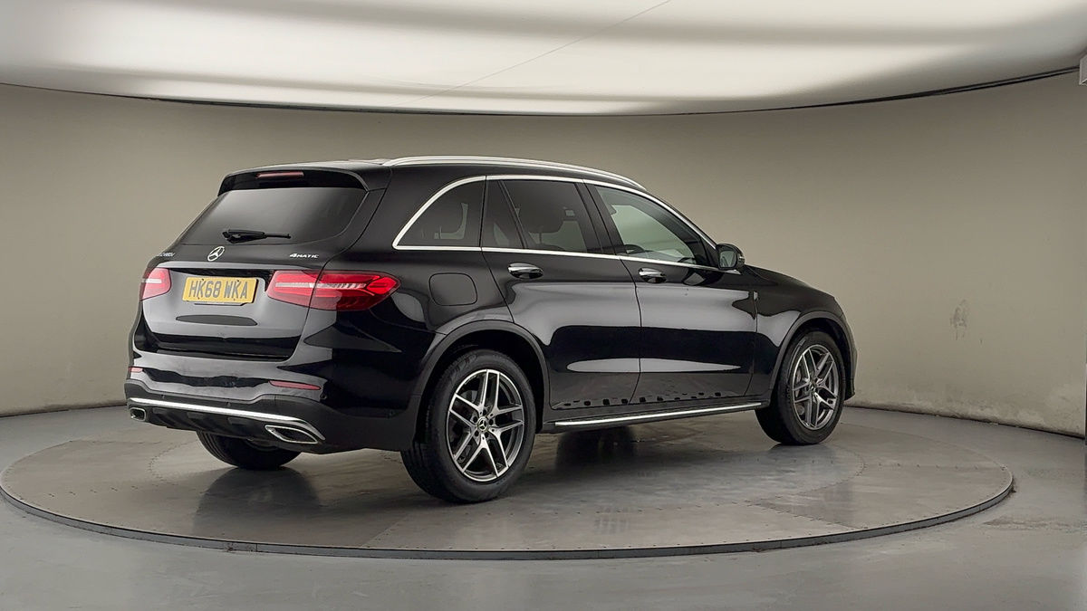 Mercedes-Benz GLC Image 21