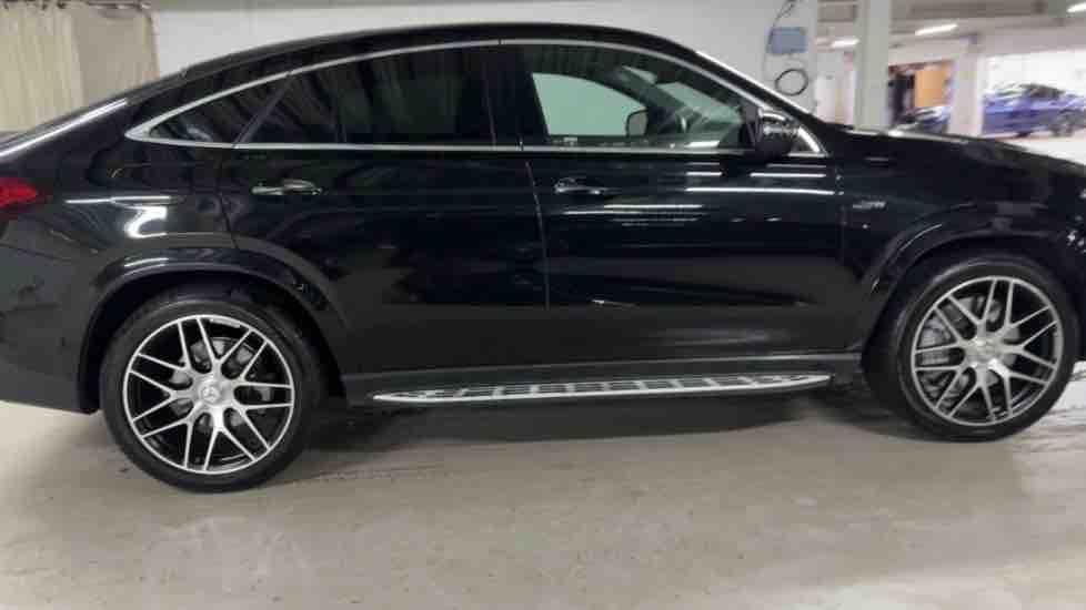 More views of Mercedes-Benz GLE