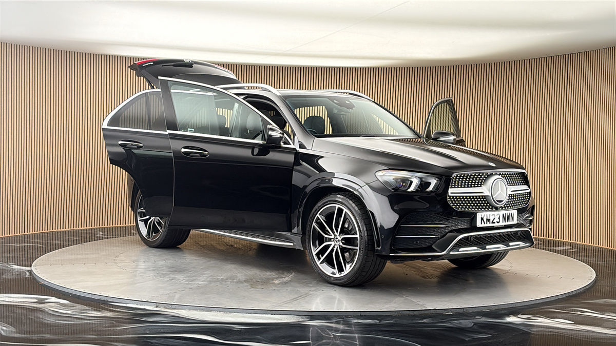 More views of Mercedes-Benz GLE