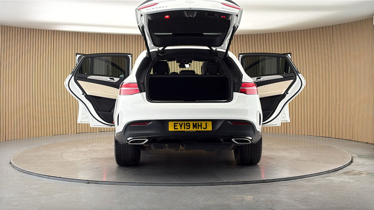 More views of Mercedes-Benz GLE
