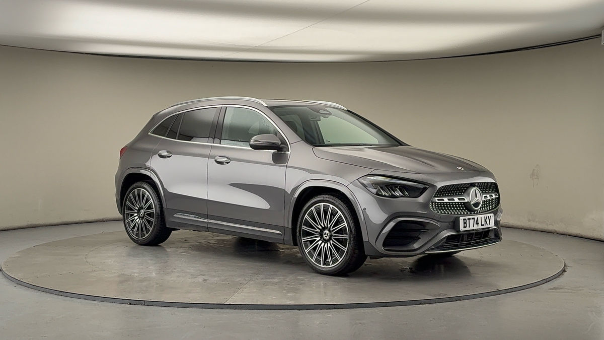 More views of Mercedes-Benz GLA