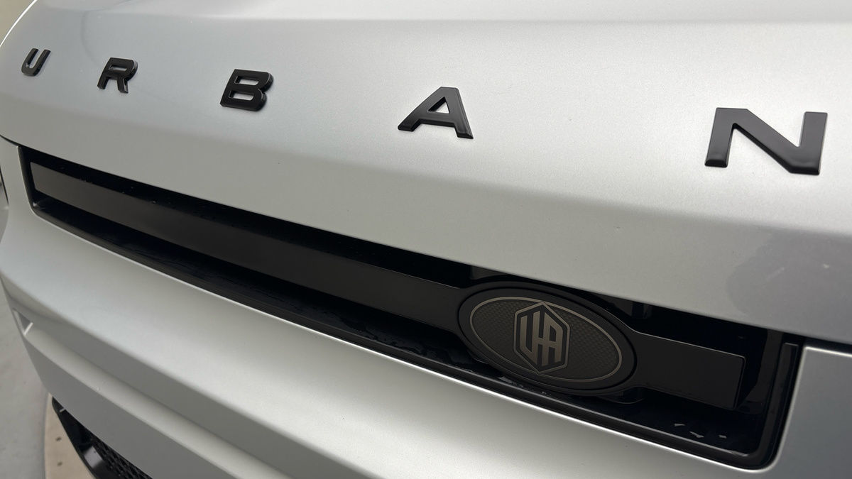 Land Rover Defender 110 Urban Image 24