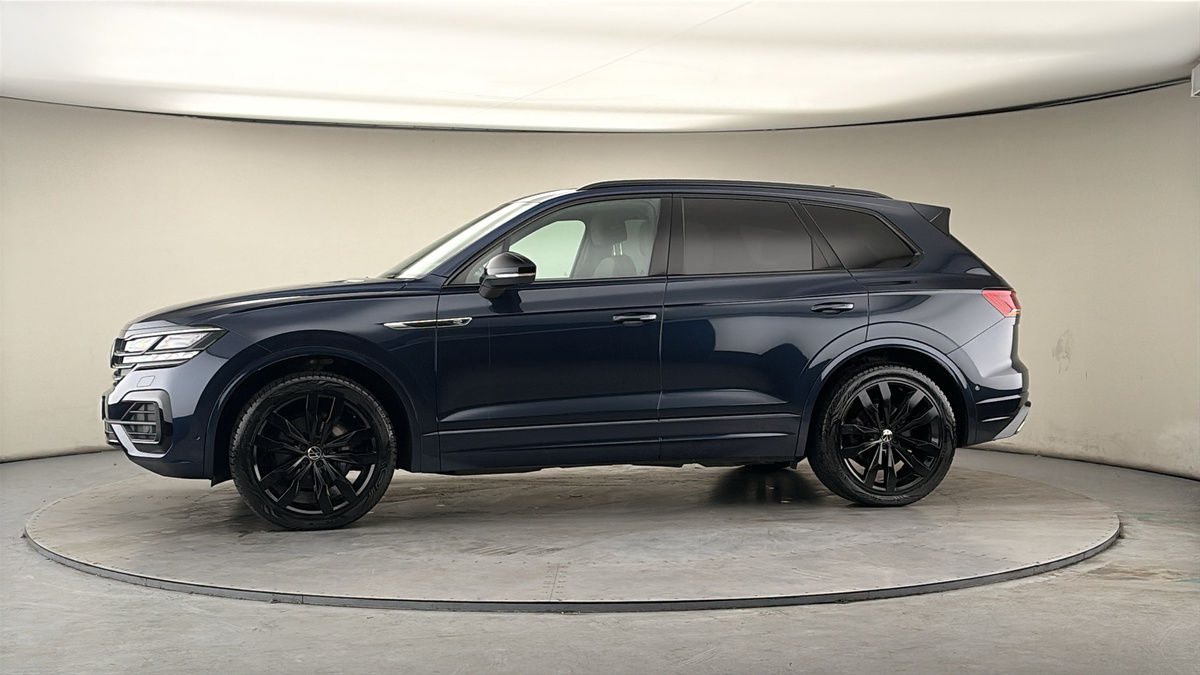 More views of Volkswagen Touareg