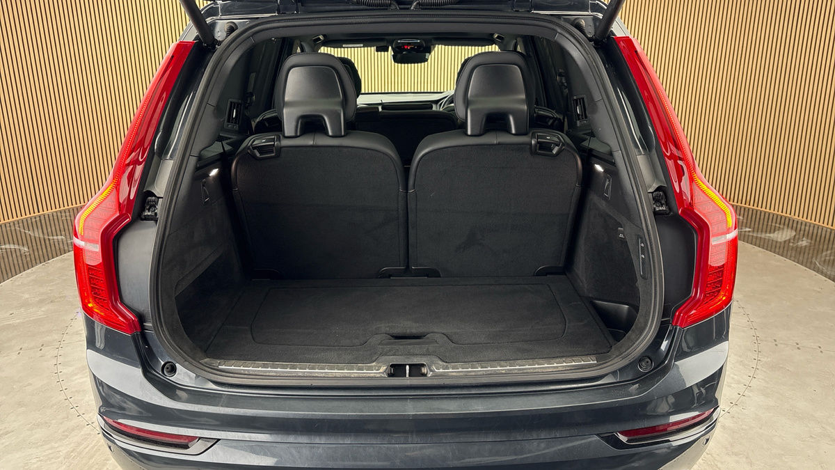 Volvo XC90 Image 11