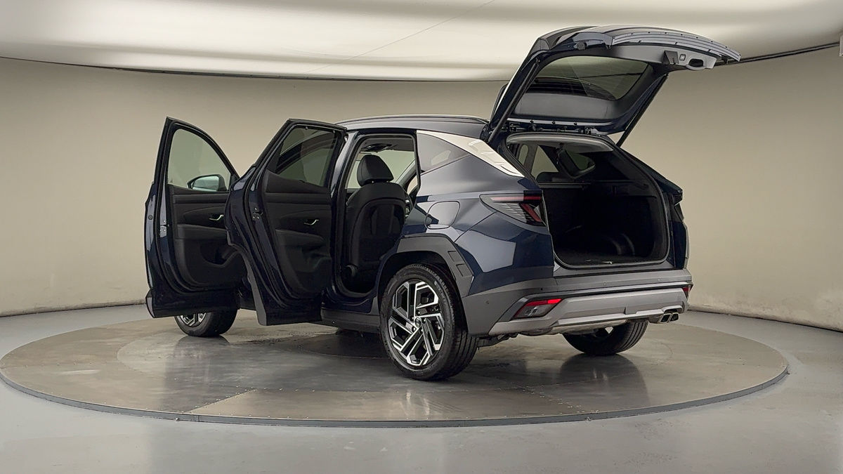 More views of Hyundai TUCSON