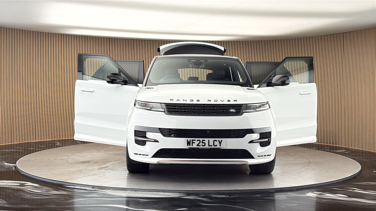 More views of Land Rover Range Rover Sport