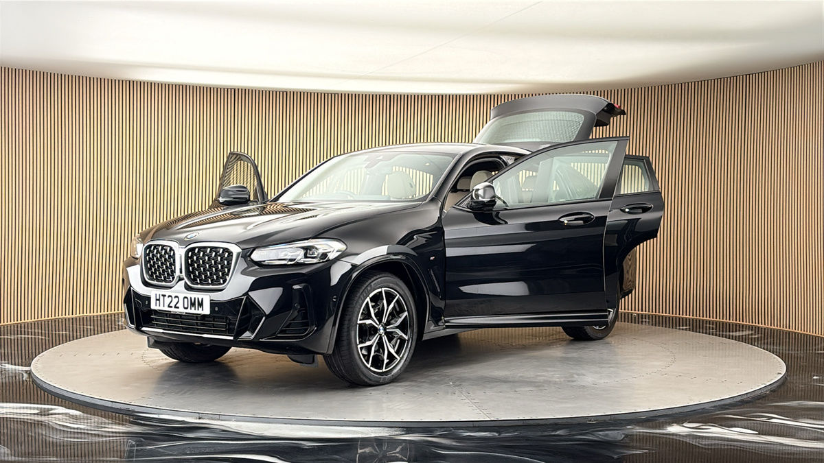 More views of BMW X4