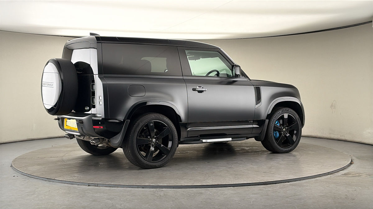 More views of Land Rover Defender 90