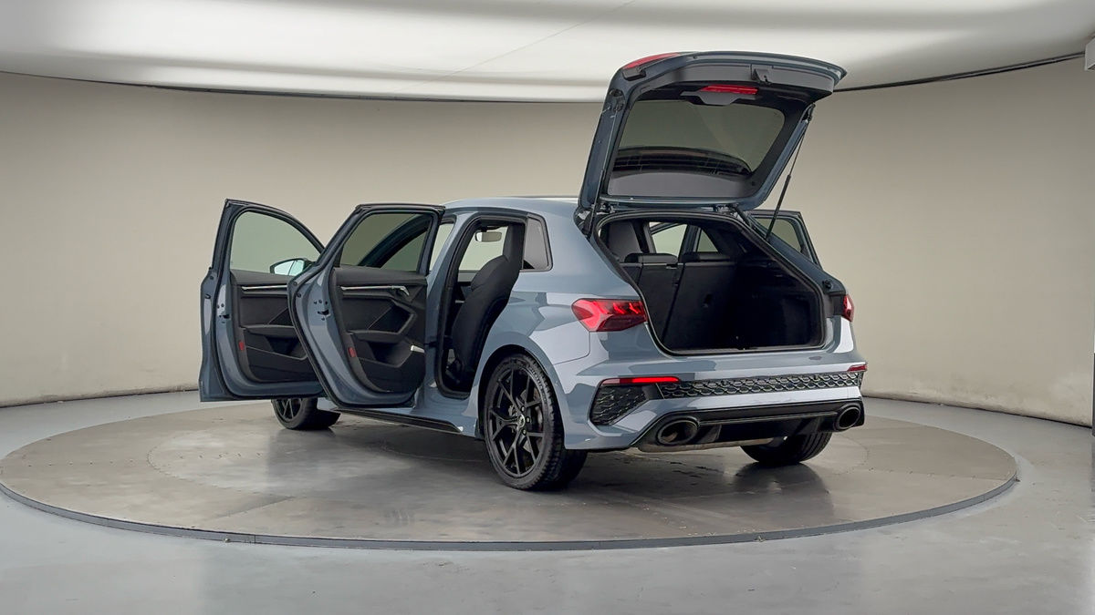 Audi RS3 Image 23