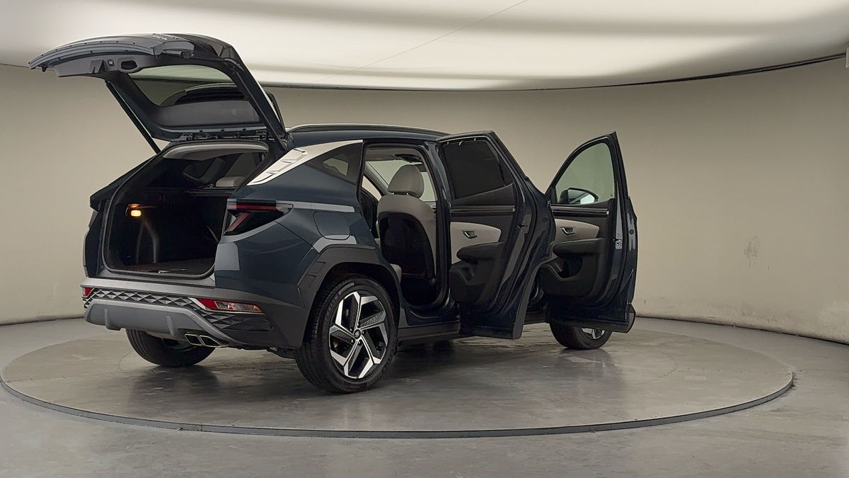 More views of Hyundai TUCSONix35